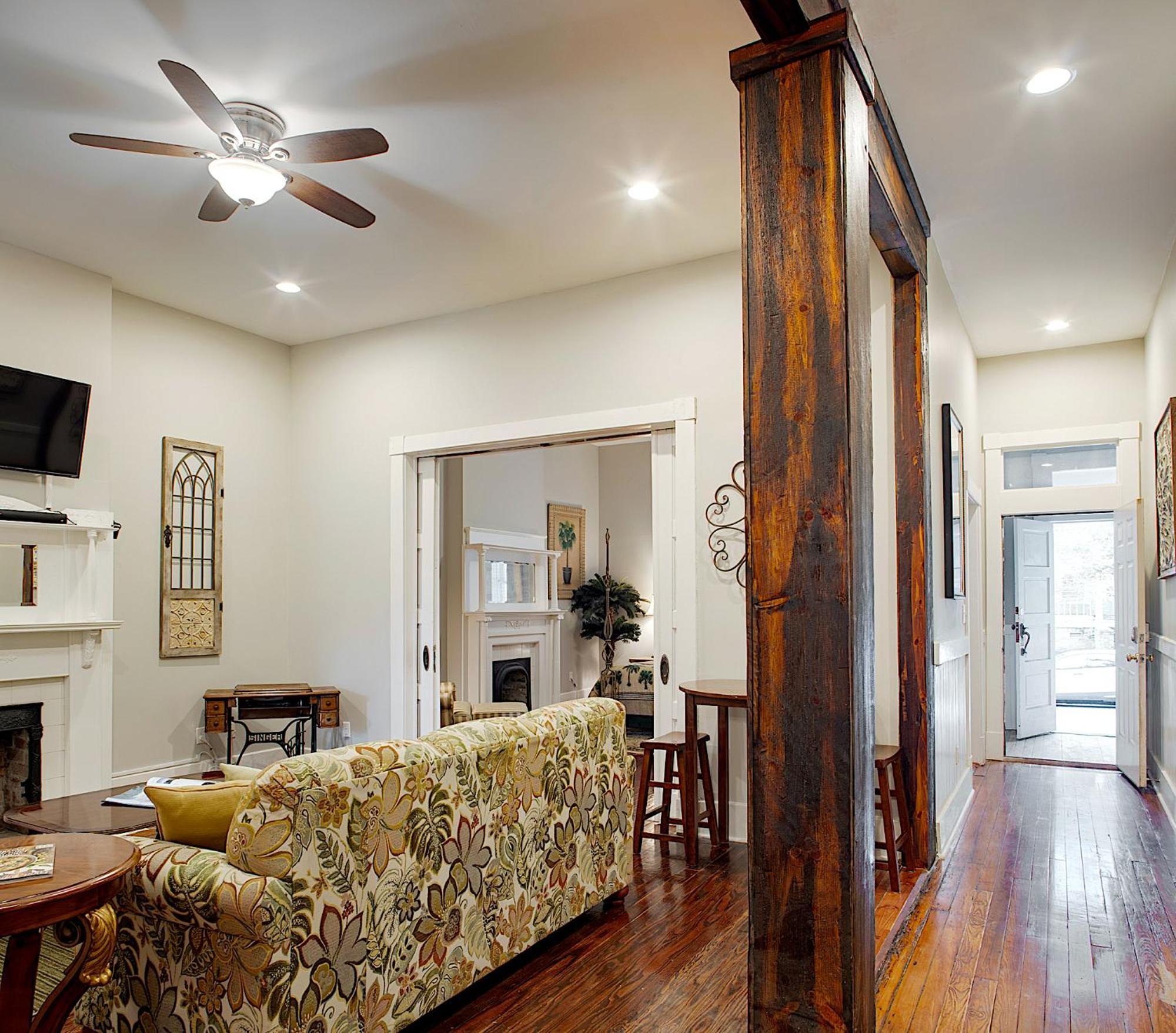 Newly Renovated Historic Savannah Townhome! Esterno foto